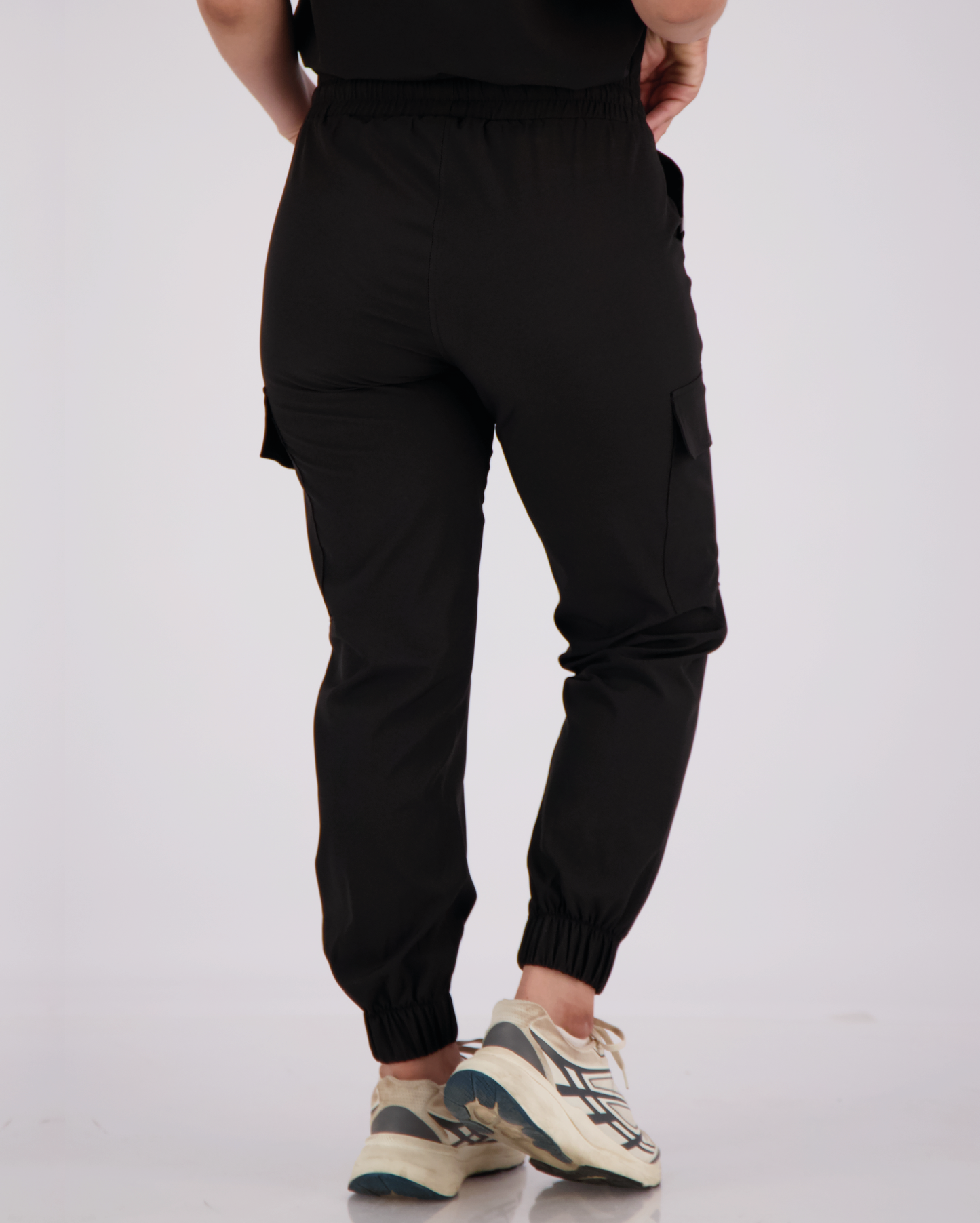 NICTE PANTALON NEGRO