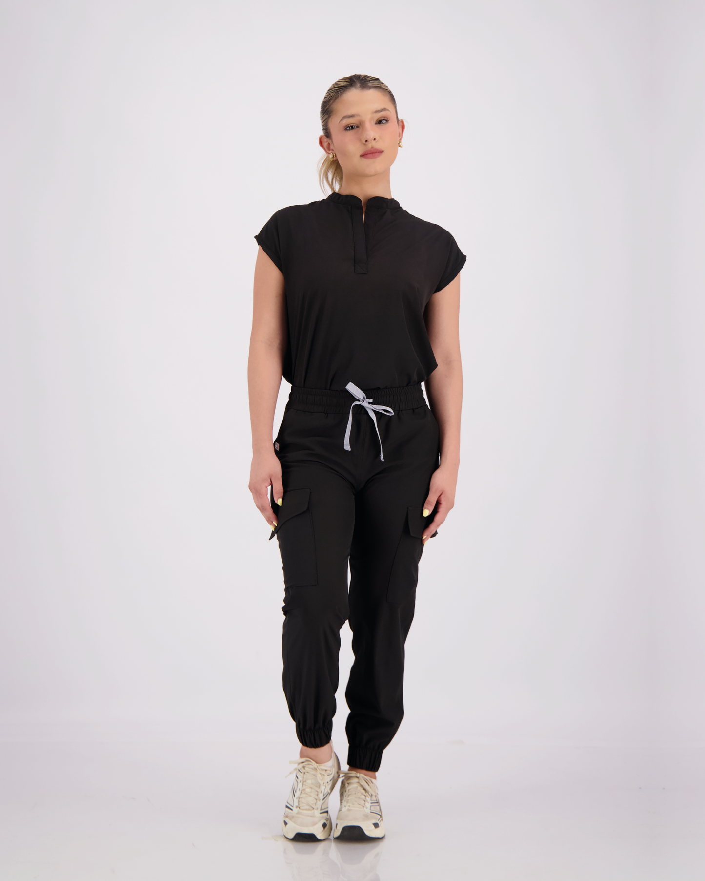 NICTE PANTALON NEGRO
